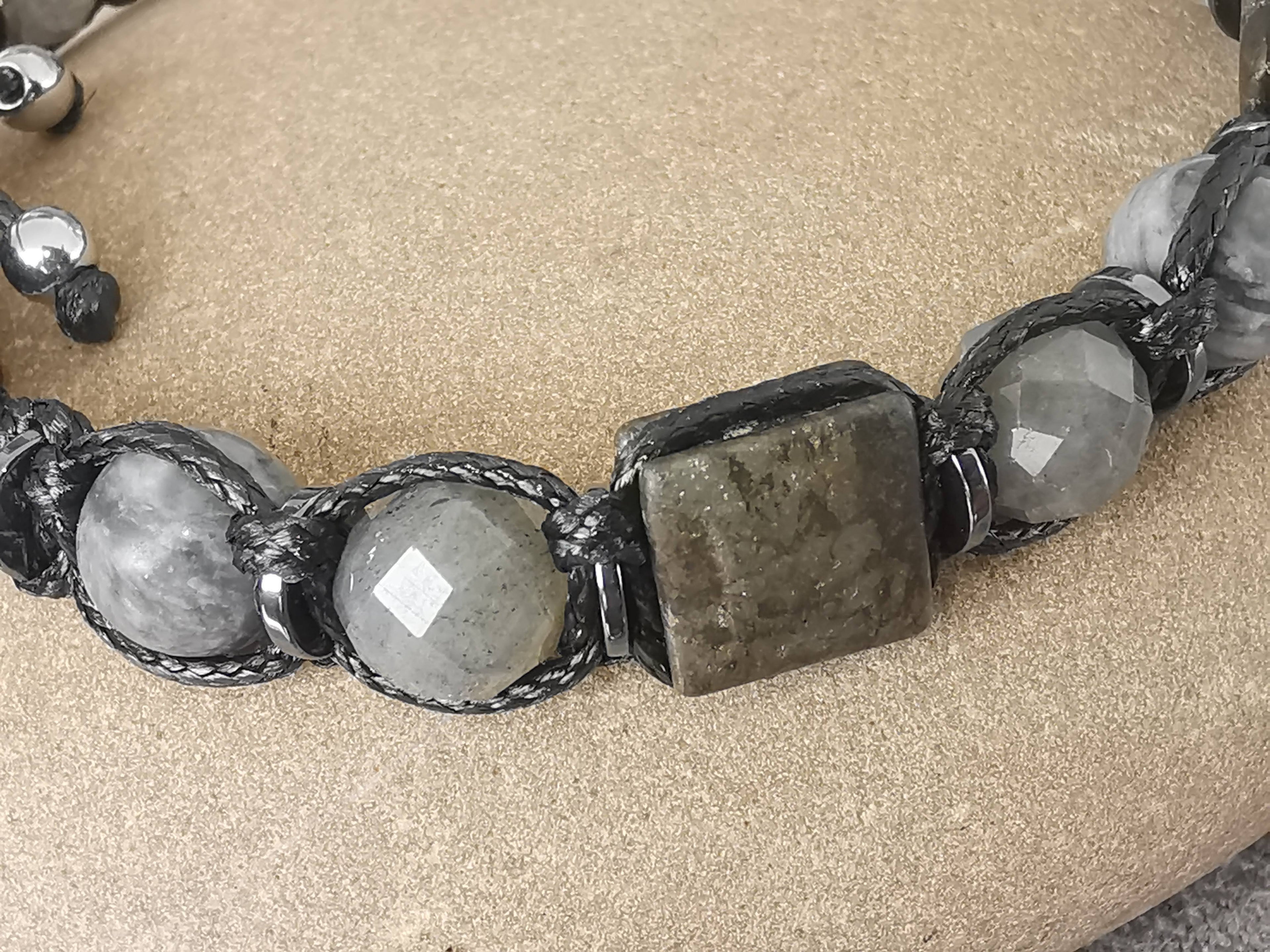 418 Resistencia de la piedra de hierro