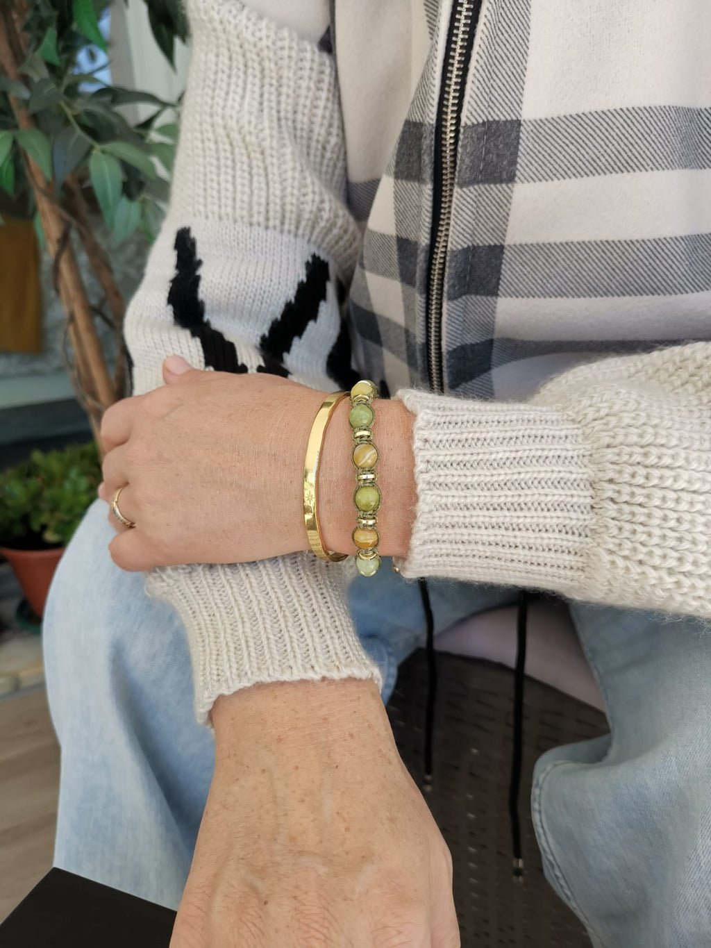 108  Forest Glow Bracelet