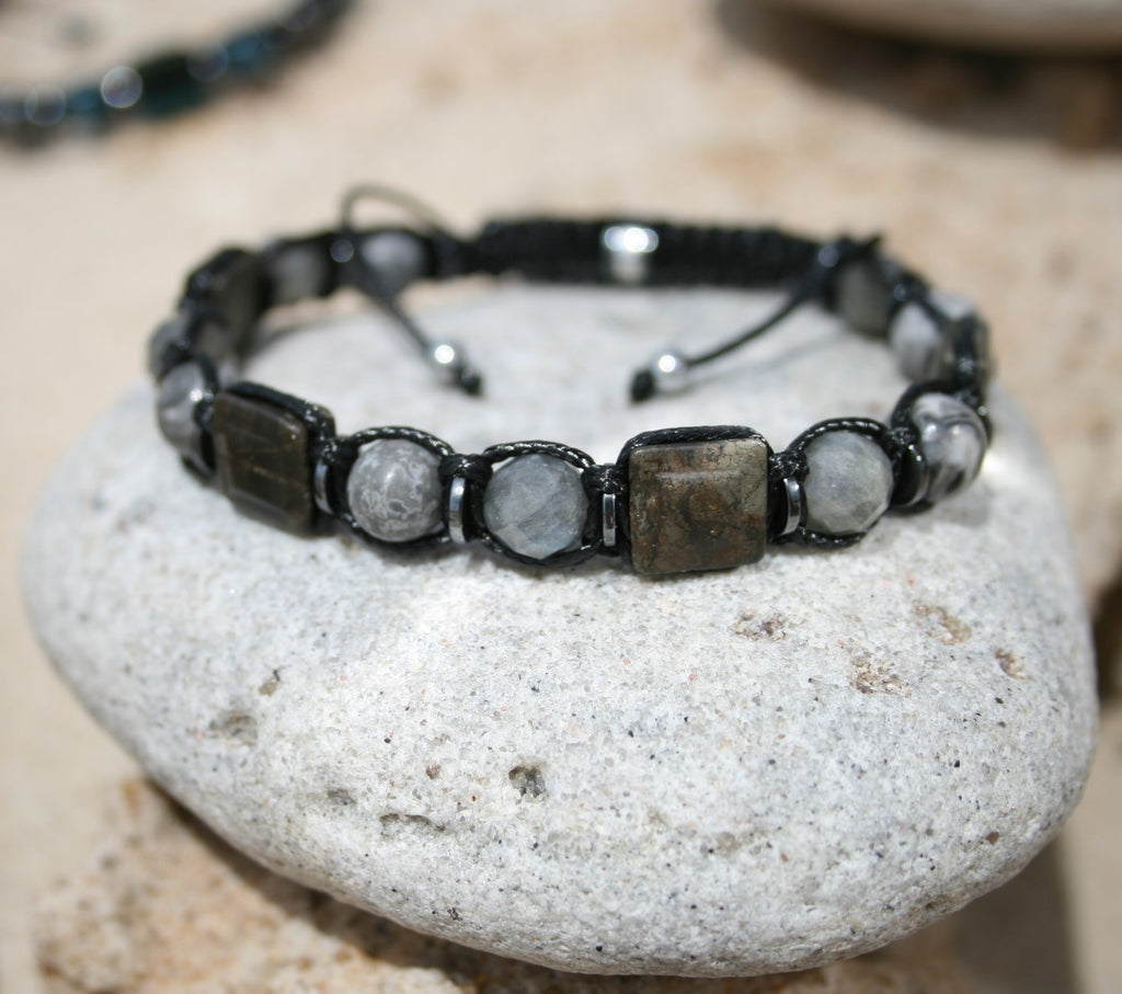 418 Resistencia de la piedra de hierro