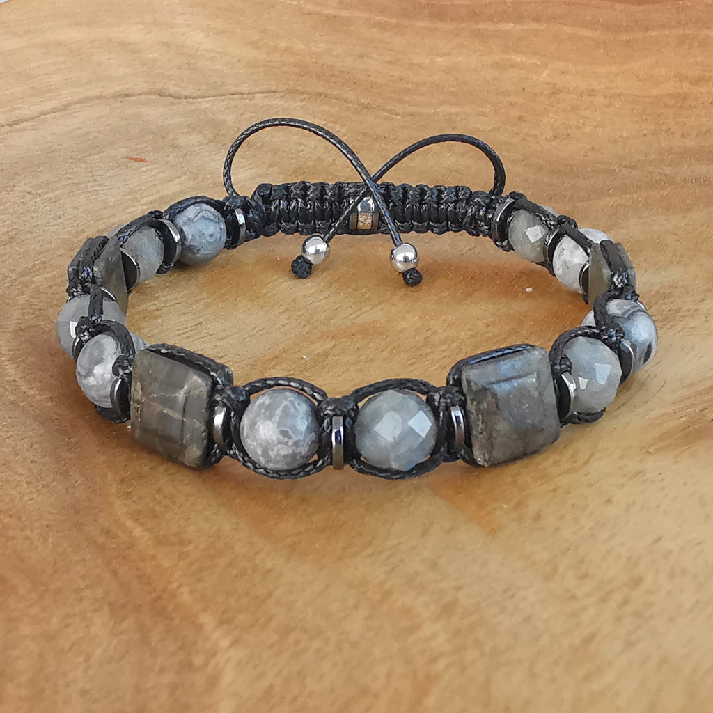 418 Resistencia de la piedra de hierro