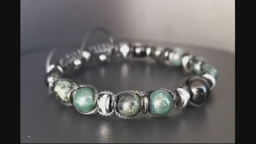 113 Moss &amp; Midnight